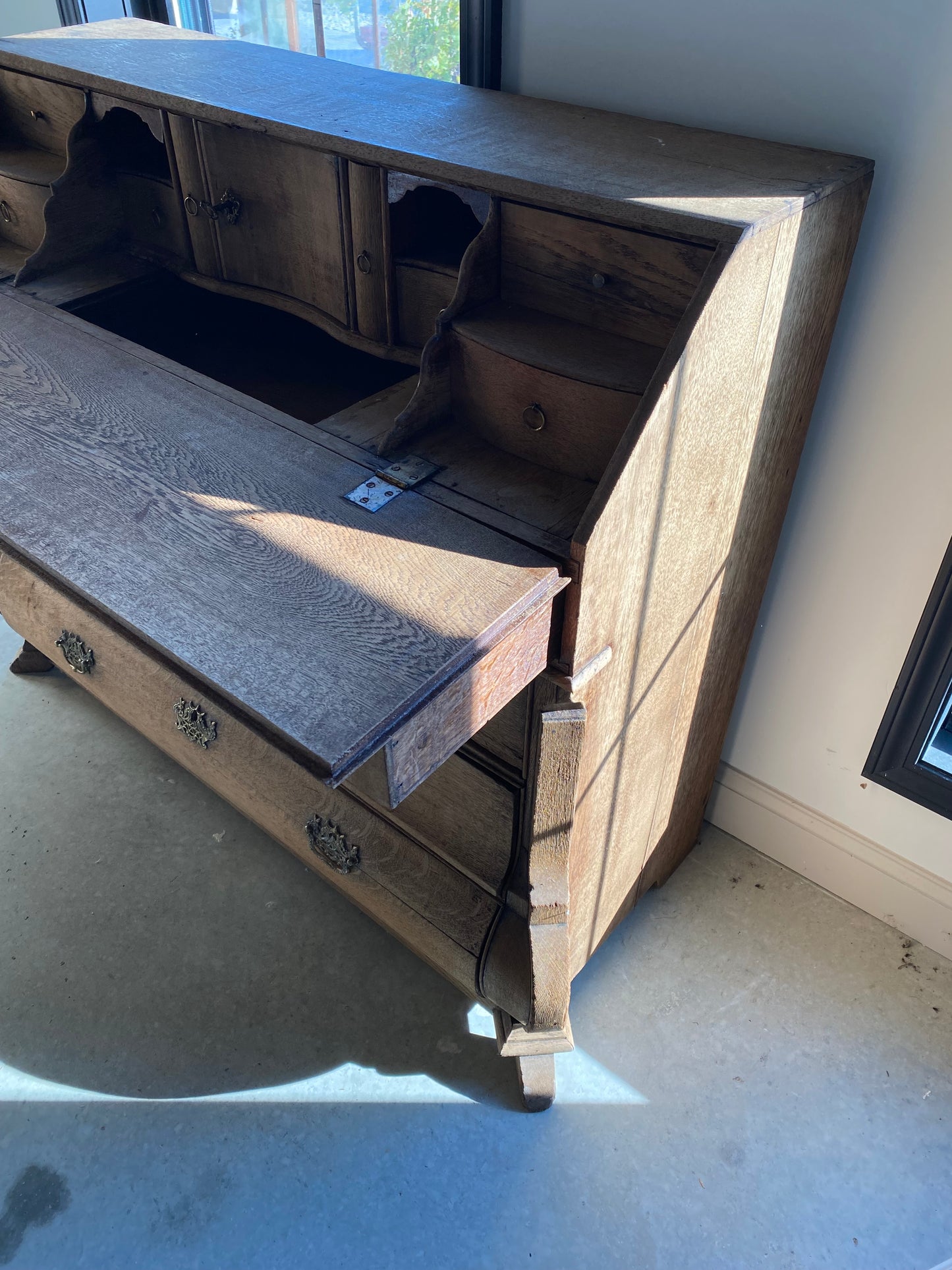 Bleached Wood Secretary Commode (Holland)