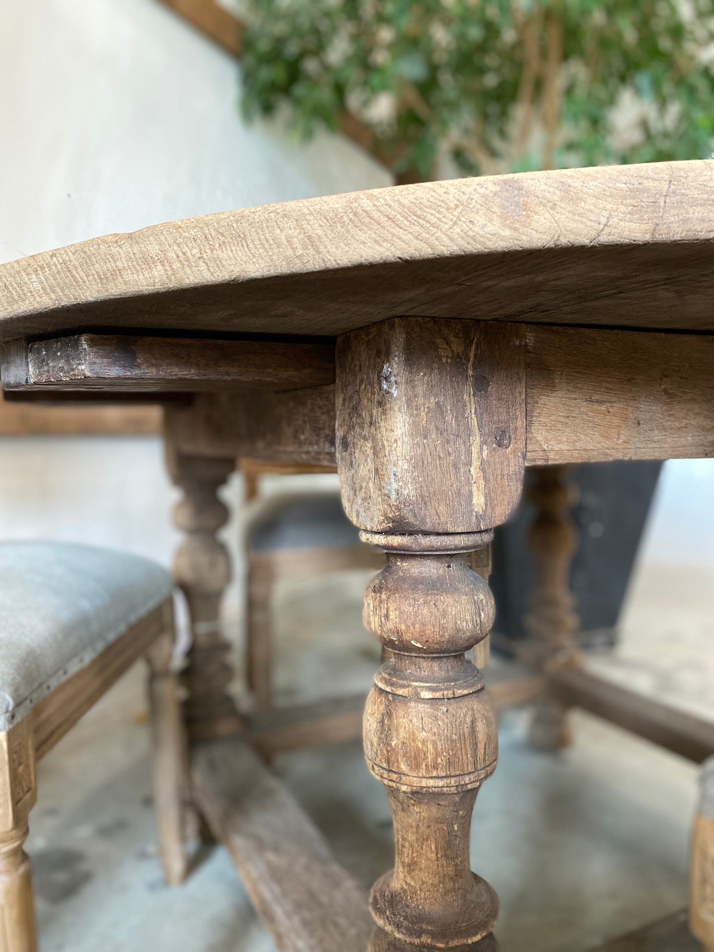 French 18th Century Pegged Round Table