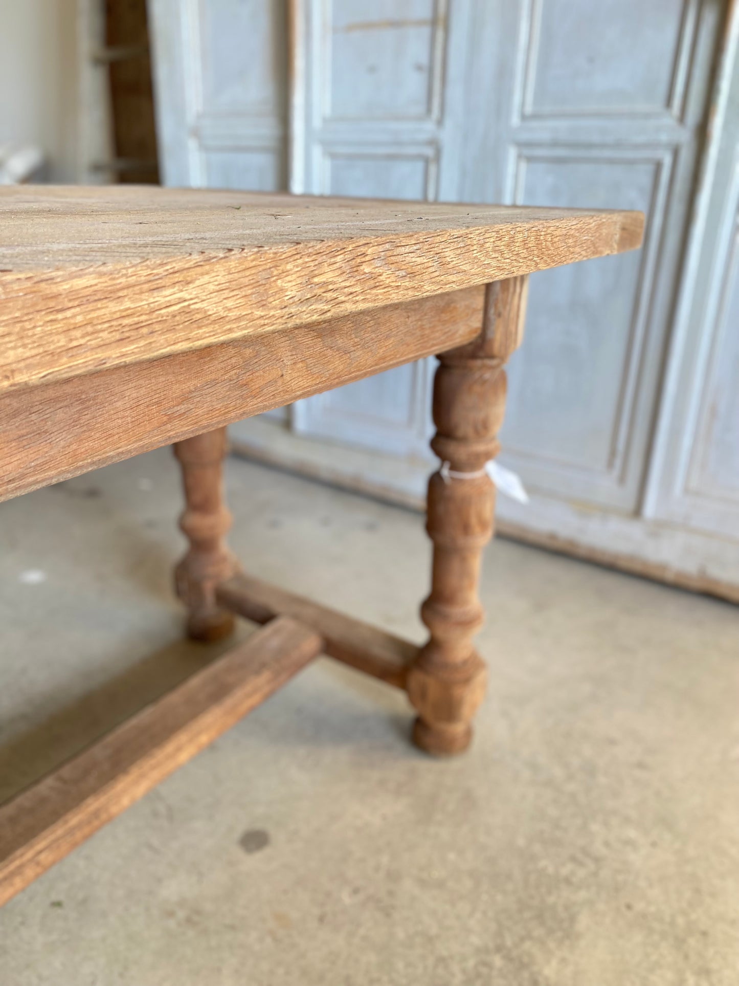 French Pegged Oak Spindled Table
