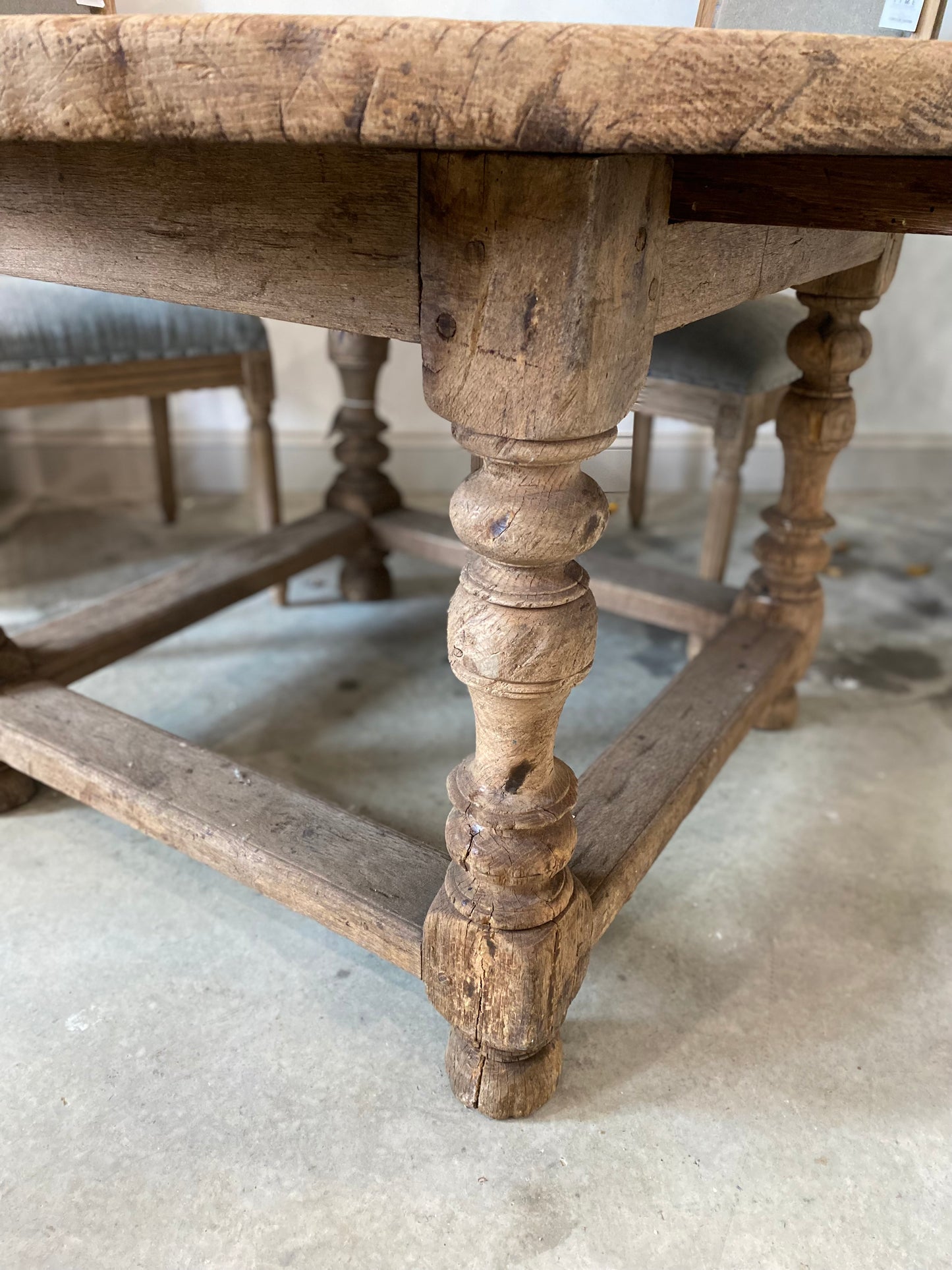 French 18th Century Pegged Round Table