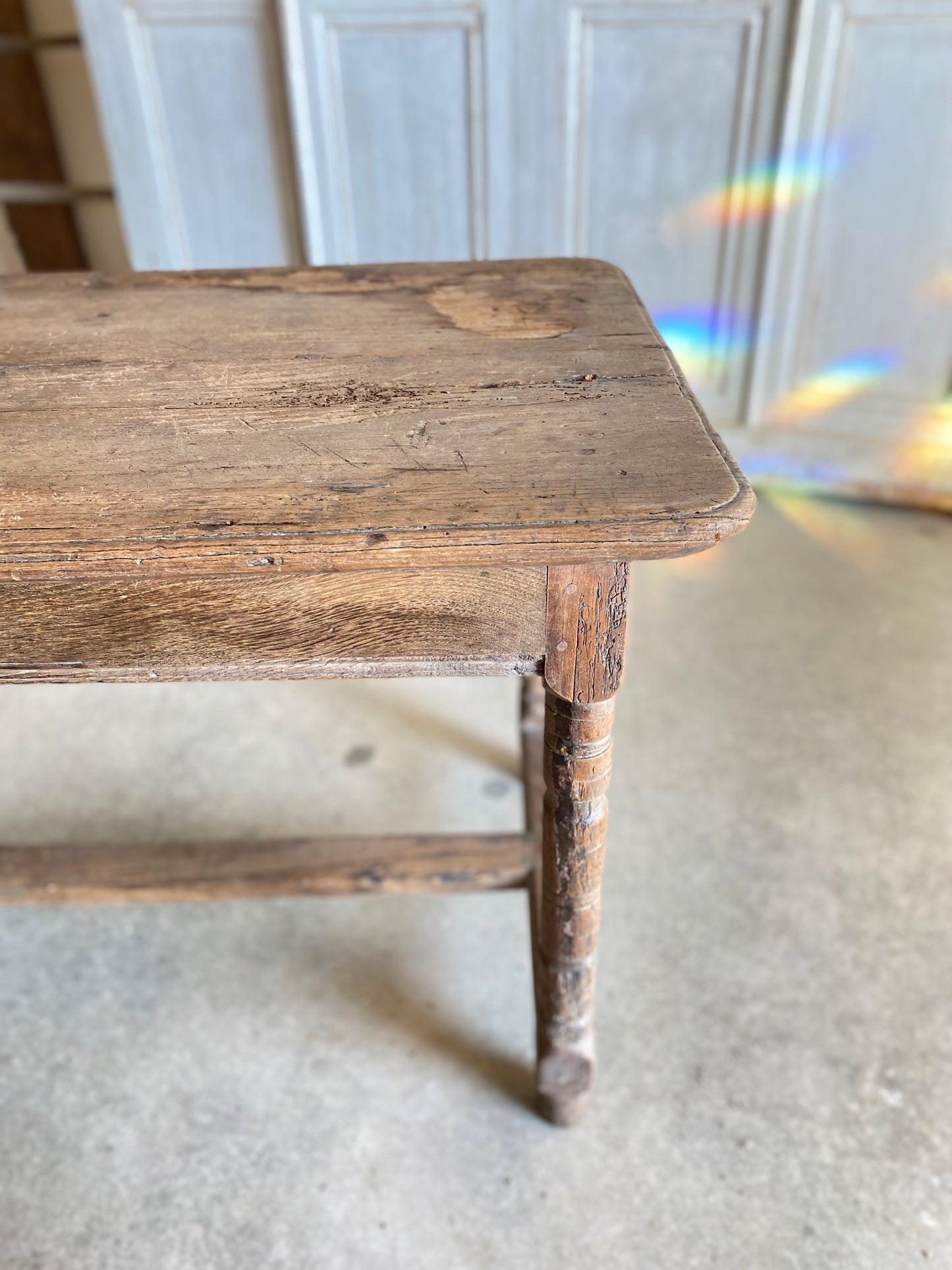French Small Spindled Legged Table