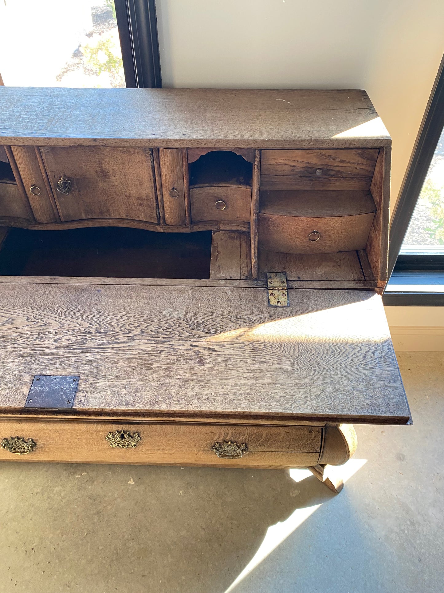 Bleached Wood Secretary Commode (Holland)