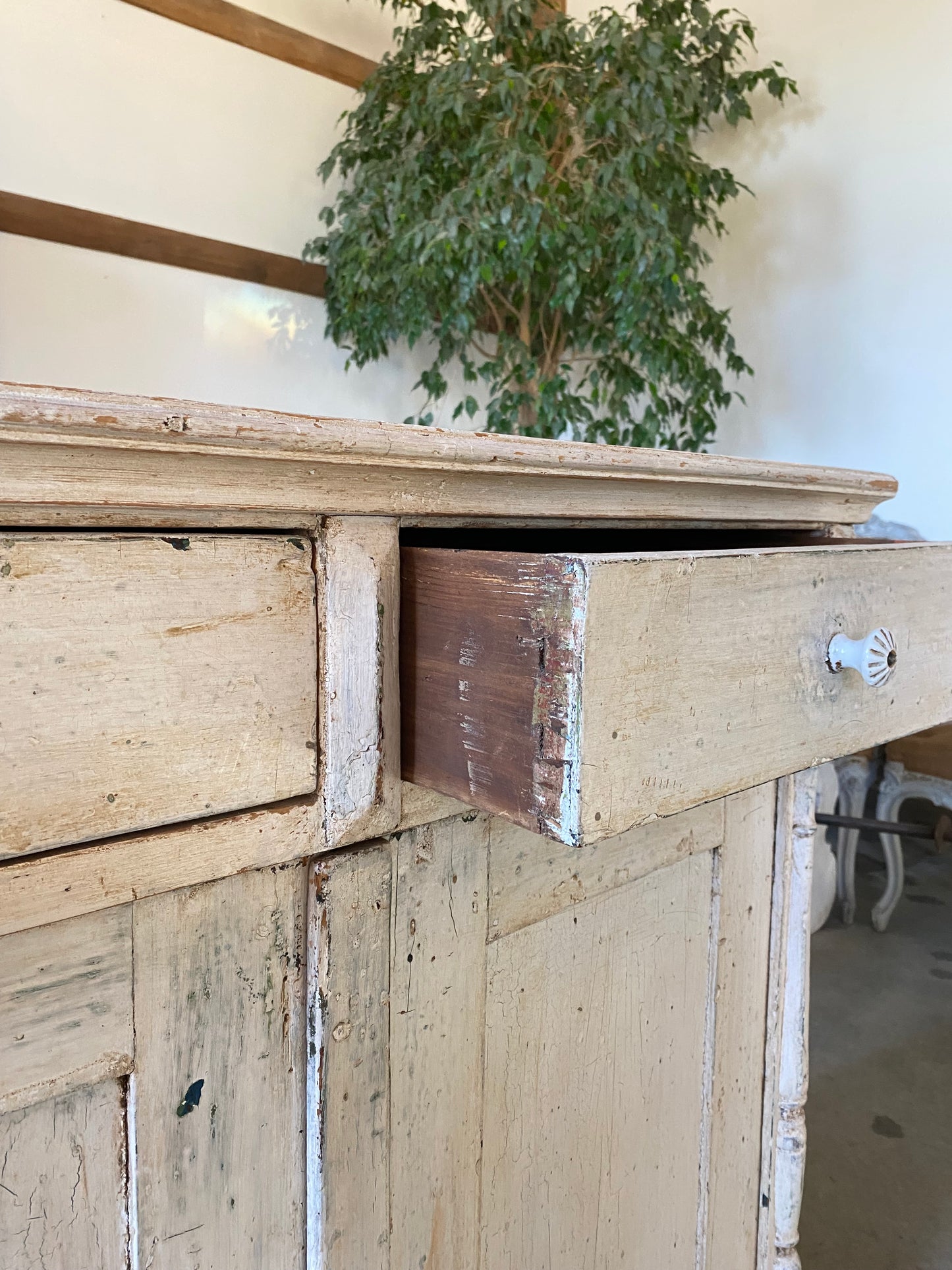 French Chippy White Sideboard