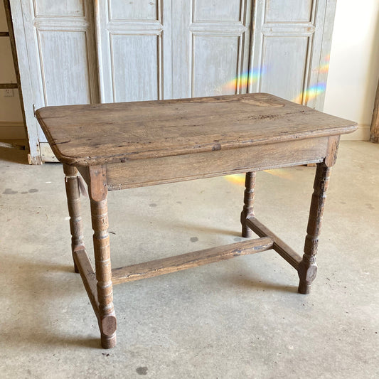 French Small Spindled Legged Table