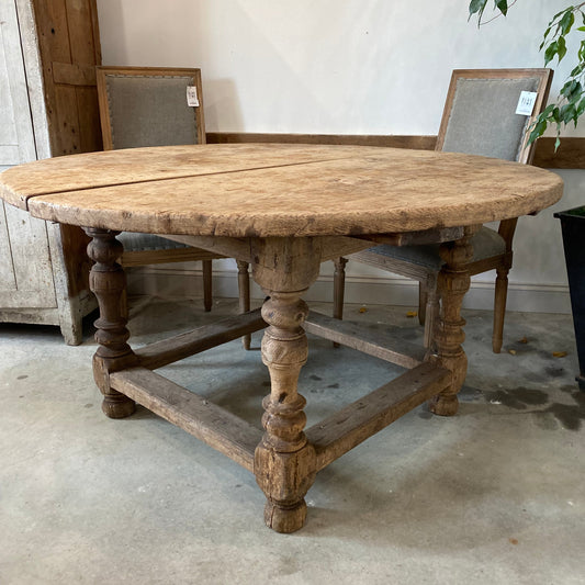 French 18th Century Pegged Round Table