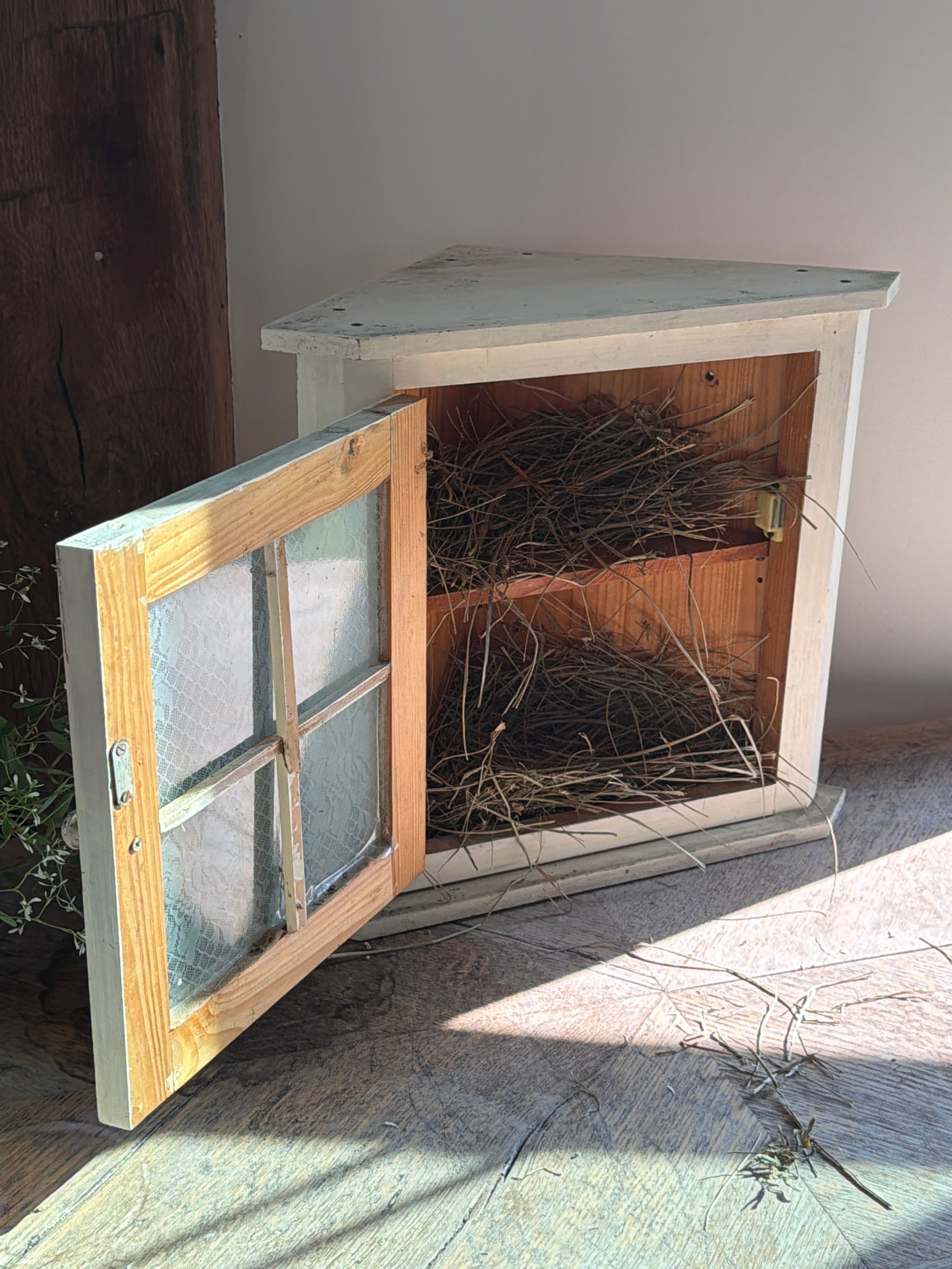 Small White Corner Cabinet