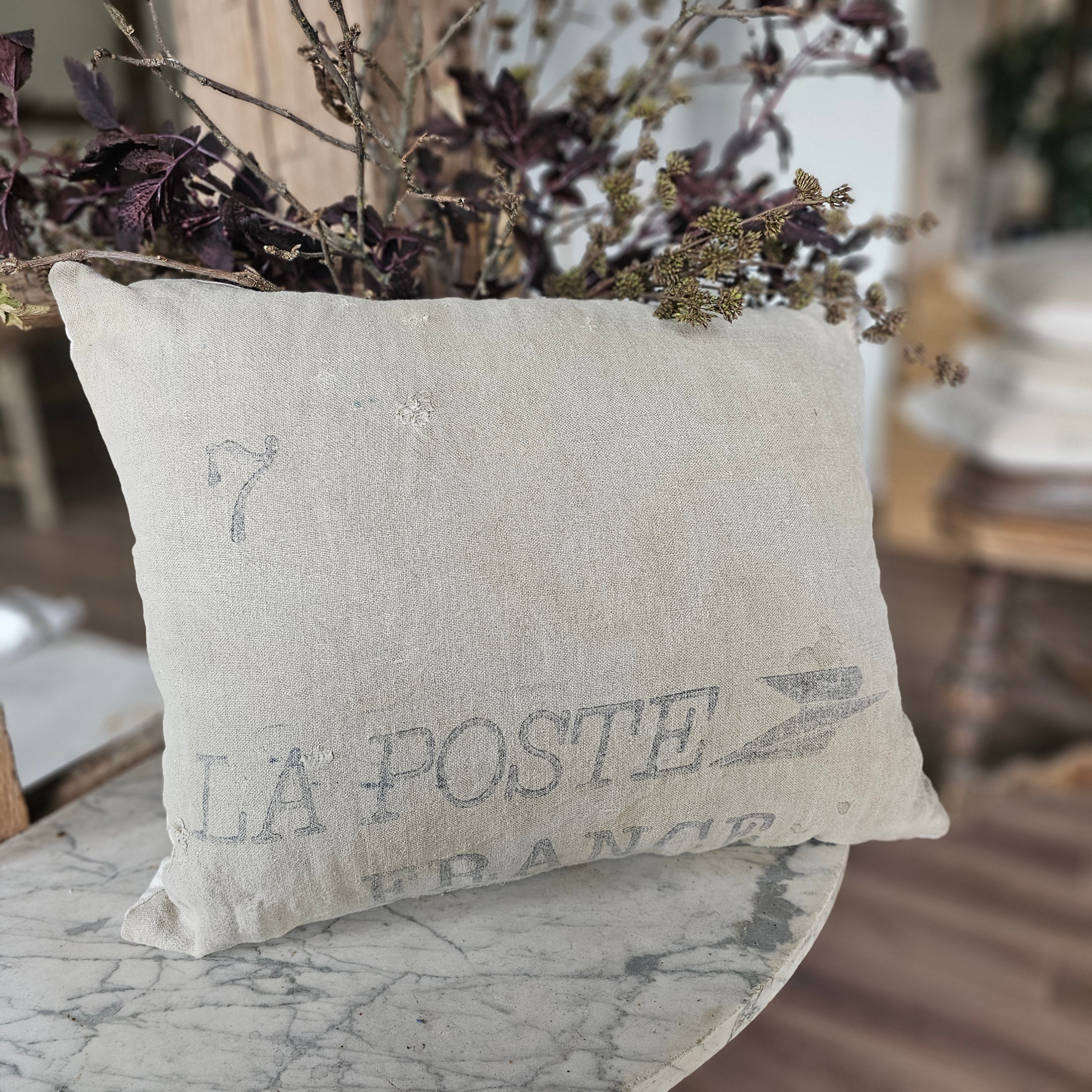 Poste Pillow